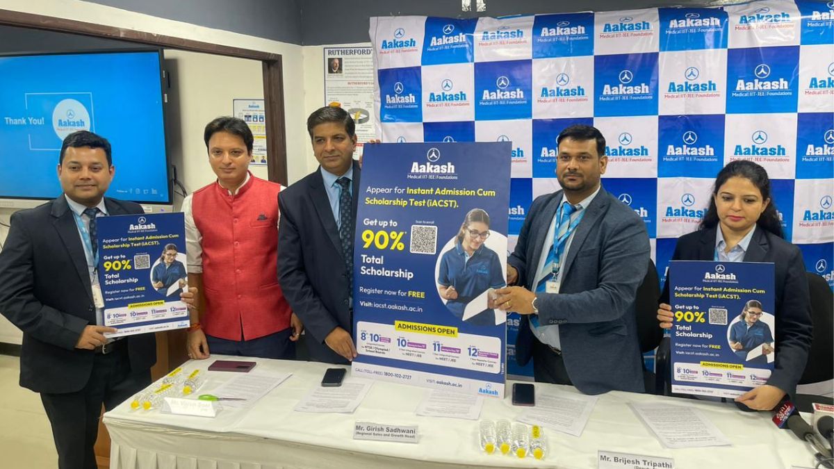 Aakash Educational Services Limited announces Educational Scholarships for April 2024 Admissions